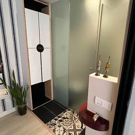 Canary Sunset Daire *